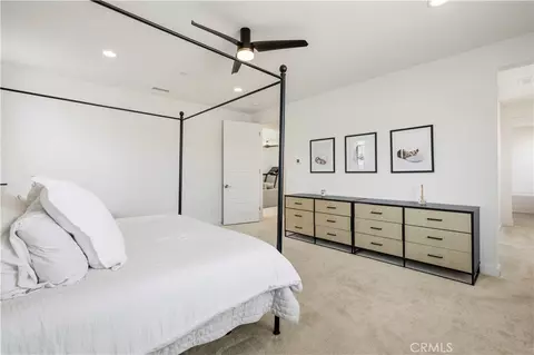 Bedroom - 28631 Bloom, Saugus, CA 91350 photo 4 of 5