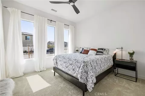 Bedroom - 28631 Bloom, Saugus, CA 91350 photo 1 of 5