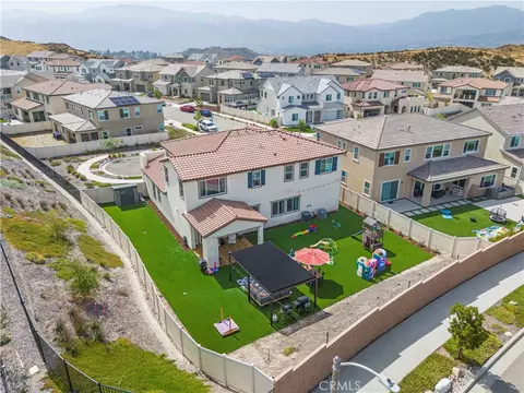 View/Area - 28631 Bloom, Saugus, CA 91350 photo 5 of 10