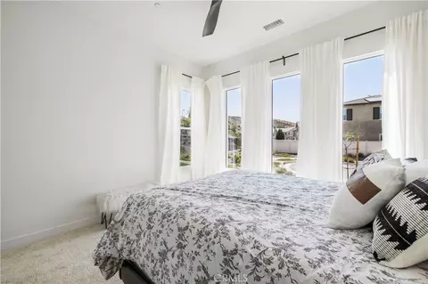 Bedroom - 28631 Bloom, Saugus, CA 91350 photo 2 of 5