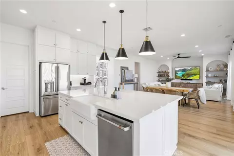 Kitchen - 28631 Bloom, Saugus, CA 91350 photo 3 of 3