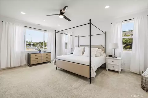 Bedroom - 28631 Bloom, Saugus, CA 91350 photo 3 of 5