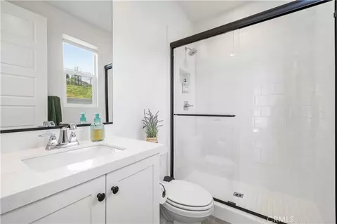 Bath - 28631 Bloom, Saugus, CA 91350 photo 1 of 4