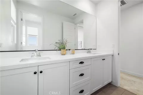 Entry Way - 28631 Bloom, Saugus, CA 91350 photo 6 of 6