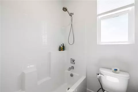 Bath - 28631 Bloom, Saugus, CA 91350 photo 4 of 4