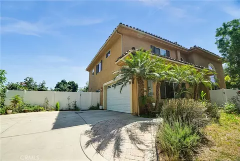 6921 Kian Ct, Van Nuys, CA 91406