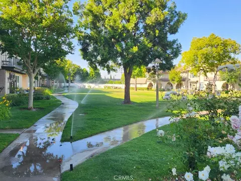 24223 La Glorita Cir, Newhall, CA 91321