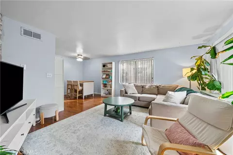 14435 Plummer #23, Panorama City, CA 91402