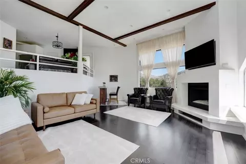 8742 Azul, West Hills, CA 91304