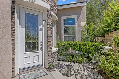 Exterior - 21809 Taylor Ct, Santa Clarita, CA 91390 photo 9 of 9