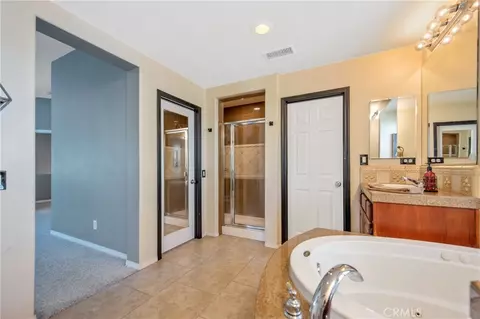 Entry Way - 21809 Taylor Ct, Santa Clarita, CA 91390 photo 6 of 8