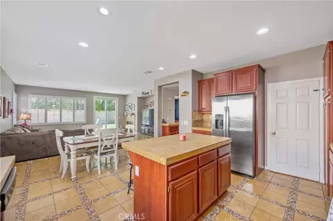Other - 21809 Taylor Ct, Santa Clarita, CA 91390 photo 5 of 12