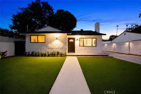 15445 Archwood St, Van Nuys, CA 91406