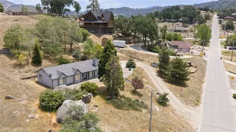 23500 Lakeview, Tehachapi, CA 93561 photo 5