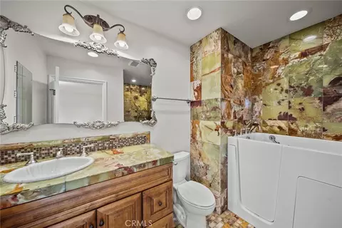 Bath - 2031 Morning Glory, Simi Valley, CA 93065 photo 3 of 4