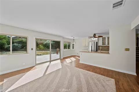 Living - 2031 Morning Glory, Simi Valley, CA 93065 photo 7 of 8