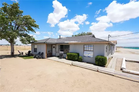 38906 10th St E, Palmdale, CA 93550