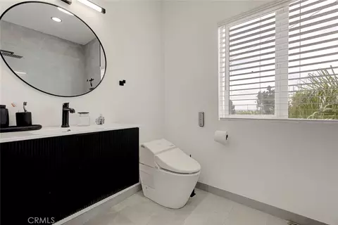 Bath - 400 Hay St, Montebello, CA 90640 photo 6 of 8