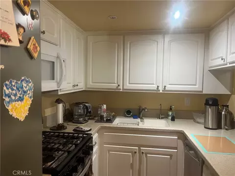 335 N Adams St N #112, Glendale, CA 91206