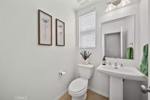 Entry Way - 20726 Celadon Ct, Saugus, CA 91350 photo 2 of 6