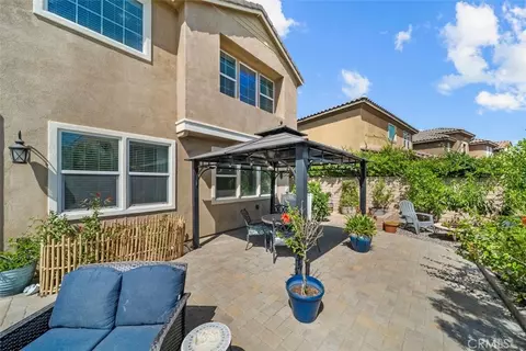 Exterior - 20726 Celadon Ct, Saugus, CA 91350 photo 9 of 14
