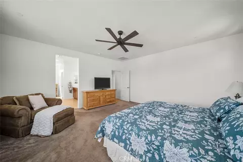 Bedroom - 20726 Celadon Ct, Saugus, CA 91350 photo 3 of 5