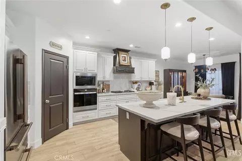Entry Way - 1008 Eckmann, Shafter, CA 93263 photo 3 of 4