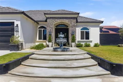 Exterior - 1008 Eckmann, Shafter, CA 93263 photo 3 of 8