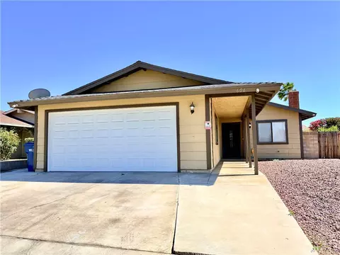 Exterior - 606 E Avenue J9, Lancaster, CA 93535 photo 3 of 3