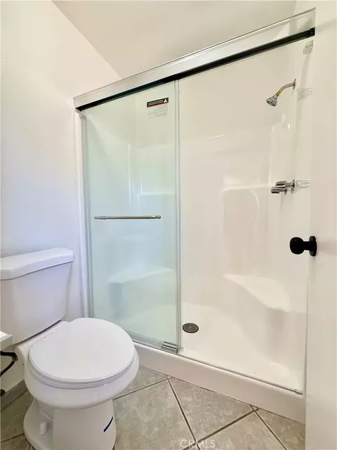 Bath - 606 E Avenue J9, Lancaster, CA 93535 photo 7 of 7