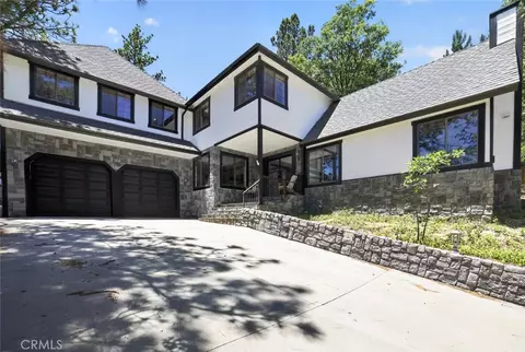 1198 Montreal Dr, Lake Arrowhead, CA 92352