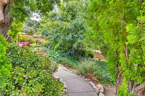 Exterior - 9522 Cedarvale Rd, Tujunga, CA 91042 photo 15 of 31