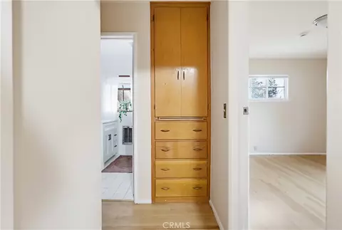 Entry Way - 9522 Cedarvale Rd, Tujunga, CA 91042 photo 4 of 5