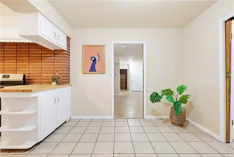 Entry Way - 9522 Cedarvale Rd, Tujunga, CA 91042 photo 3 of 5