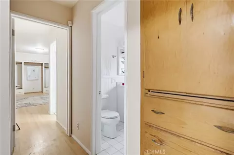 Entry Way - 9522 Cedarvale Rd, Tujunga, CA 91042 photo 5 of 5