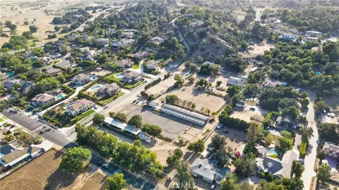 9633 Baden, Chatsworth, CA 91311