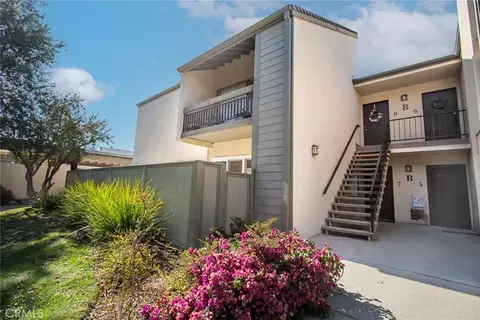 25715 Hogan Dr #B7, Valencia, CA 91355