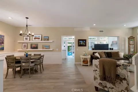 305 Saint Thomas, Oak Park, CA 91377 photo 2