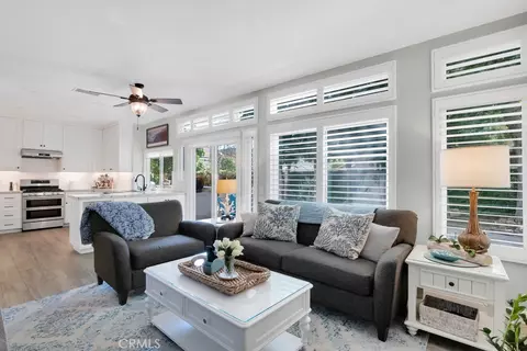 305 Saint Thomas, Oak Park, CA 91377 photo 7