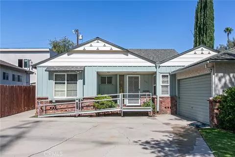 5721 Crebs Ave, Tarzana, CA 91356