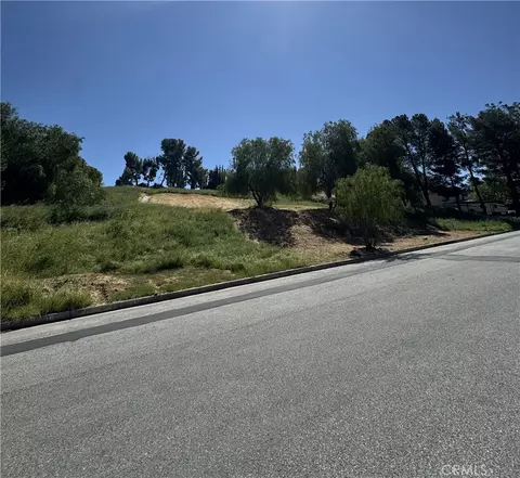 19226 Abdale, Newhall, CA 91321