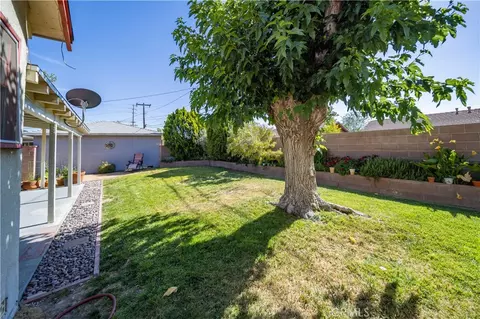 Exterior - 44421 Lowtree Ave, Lancaster, CA 93534 photo 4 of 7