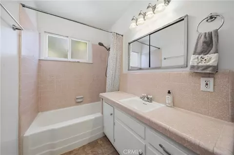 Bath - 44421 Lowtree Ave, Lancaster, CA 93534 photo 1 of 1