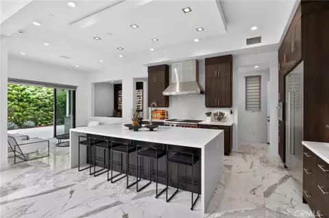 61 Iluna, Irvine, CA 92618 photo 8