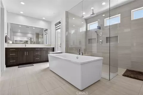 61 Iluna, Irvine, CA 92618 photo 12