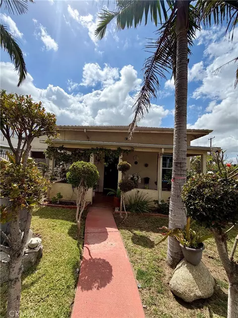 952 Orange Grv, San Fernando, CA 91340