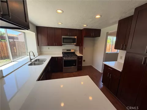 Kitchen - 5060 Adobe, Palmdale, CA 93552 photo 1 of 2