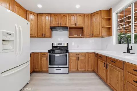 Kitchen - 10332 Cayuga Ave, Pacoima, CA 91331 photo 1 of 2
