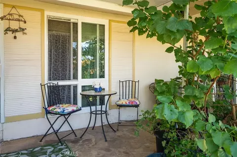 26742 Whispering Leaves UNIT B, Newhall, CA 91321