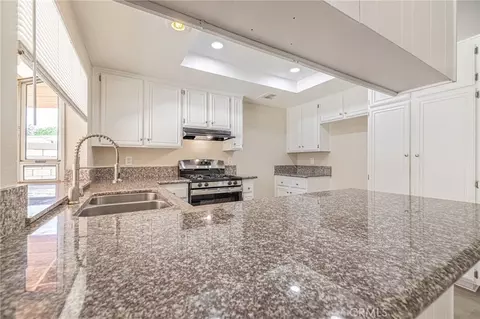 Kitchen - 43901 Fallon, Lancaster, CA 93535 photo 2 of 3
